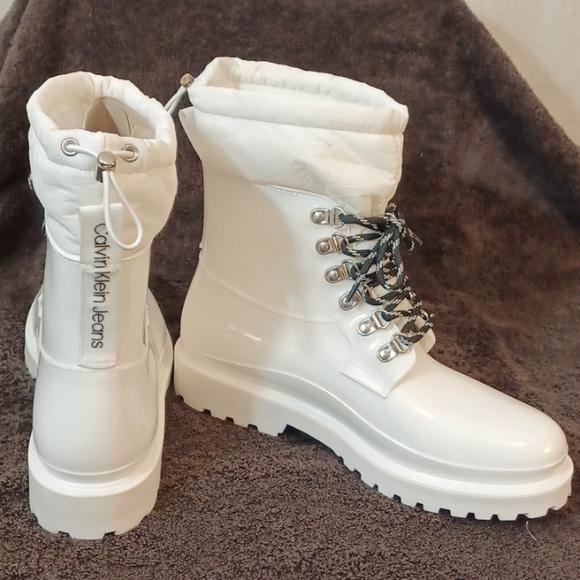 Calvin Klein Jeans Shoes - Calvin Klein Womens White Boots Size 11